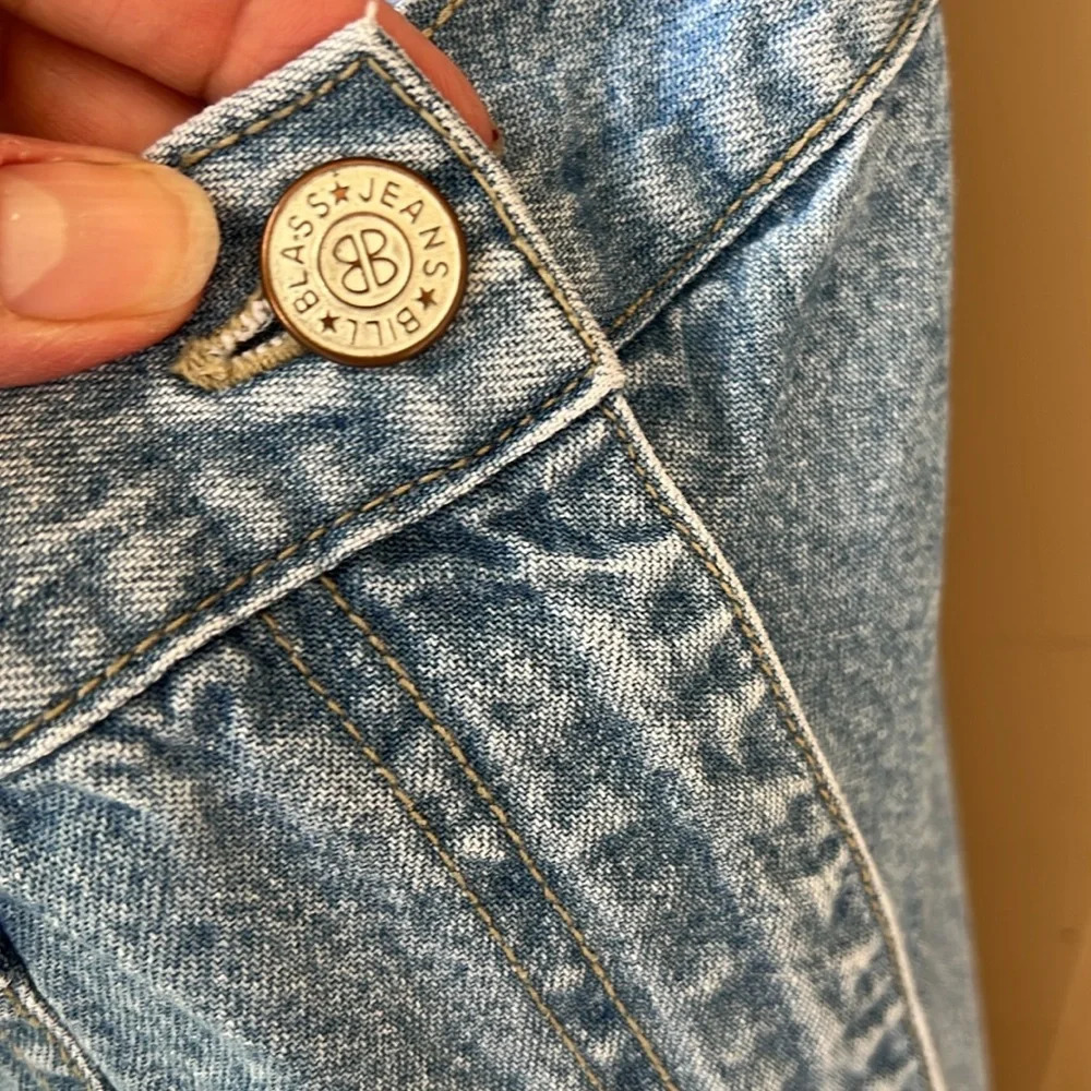 bill blass Light Blue Cropped Jeans - Picture 10 of 10